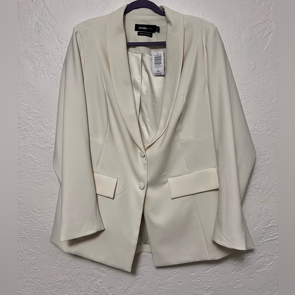 Studio White Shawl Collar Blazer Jacket